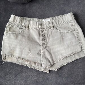 Free people Women's Gray Denim Shorts 100% cotton